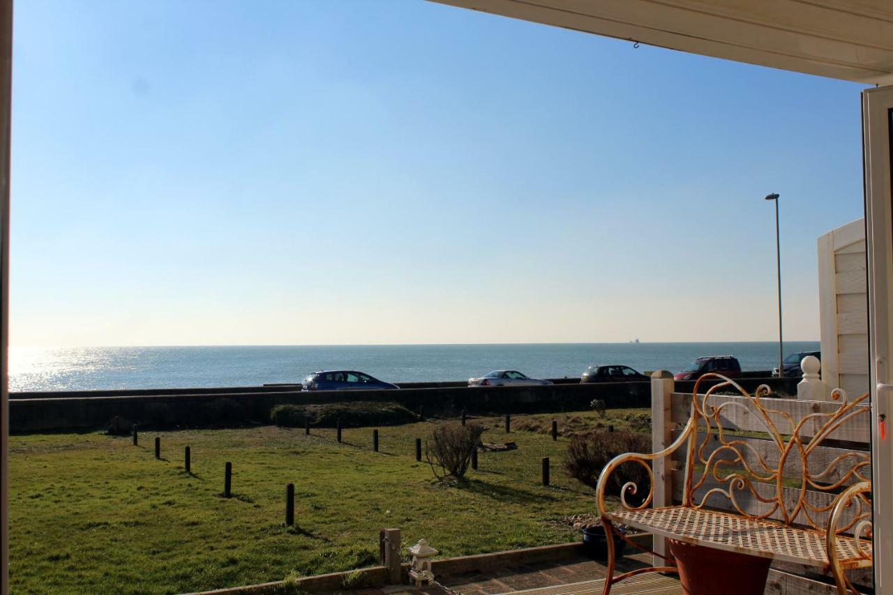 Pebbles Beach House Seaford Exterior foto