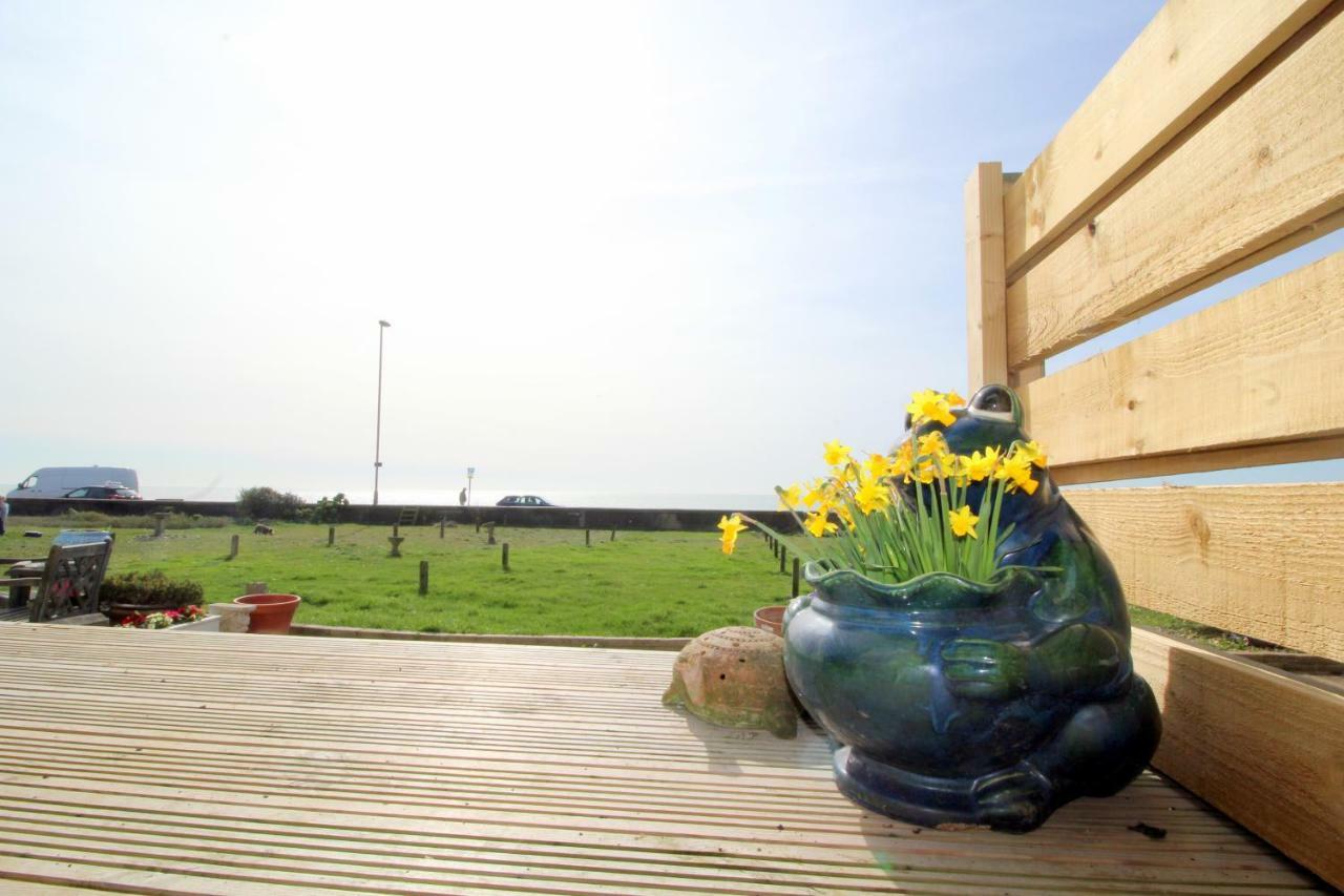 Pebbles Beach House Seaford Exterior foto